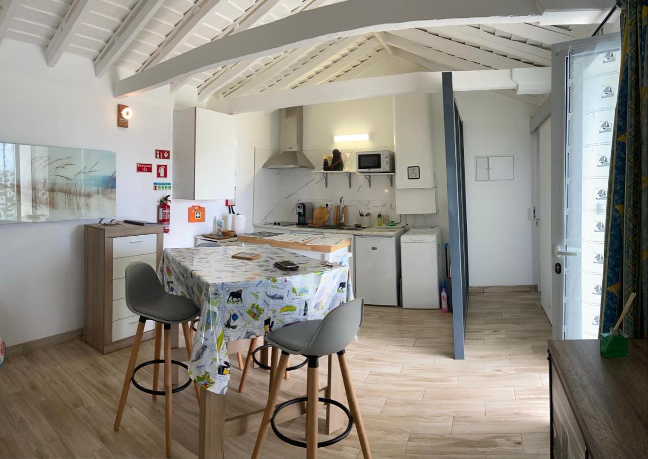 Moradia Terra Cha Sea View 1 To 4 Pers Villa Lomba  Dış mekan fotoğraf